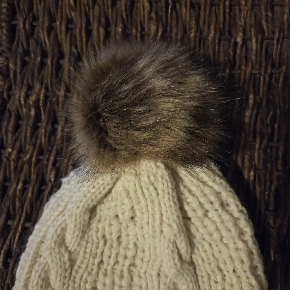 '47 Yankees Winter Hat Cable Knit Cuffed Pom Beanie Cream White New York Gift - Picture 3 of 9